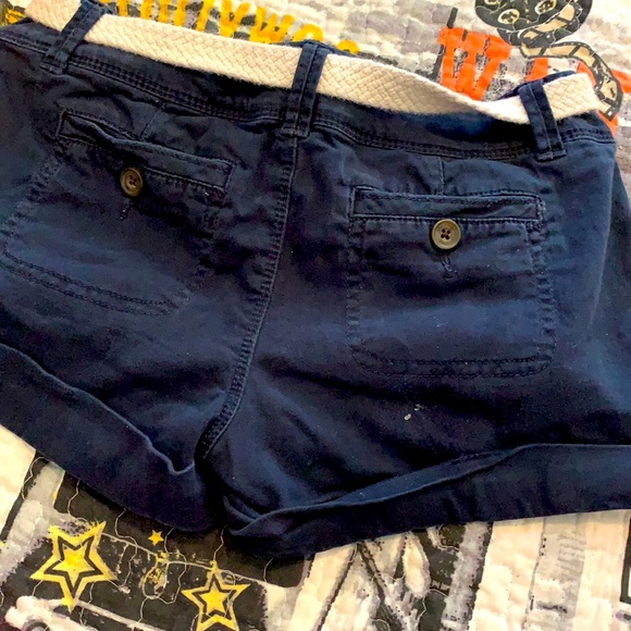 Girls Abercrombie shorts - Picture 4 of 4